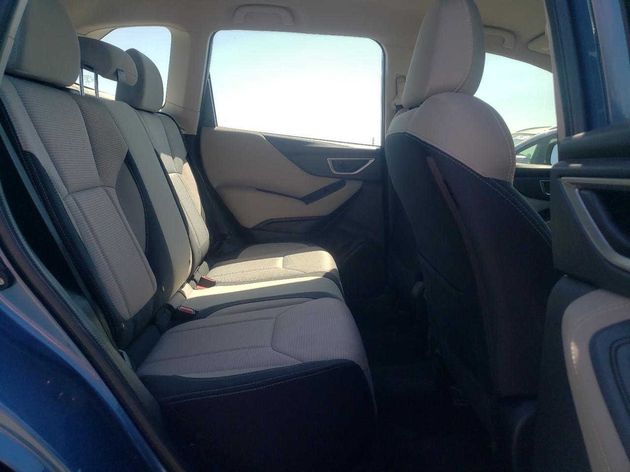 JF2SKADCXMH472809 2021 Subaru Forester