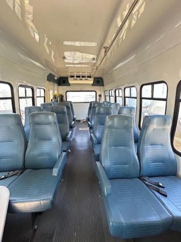 1997 Ford Econoline E450 Super Duty Cutaway Van Rv VIN: 1FDLE40S0VHC08407 Lot: 61714994