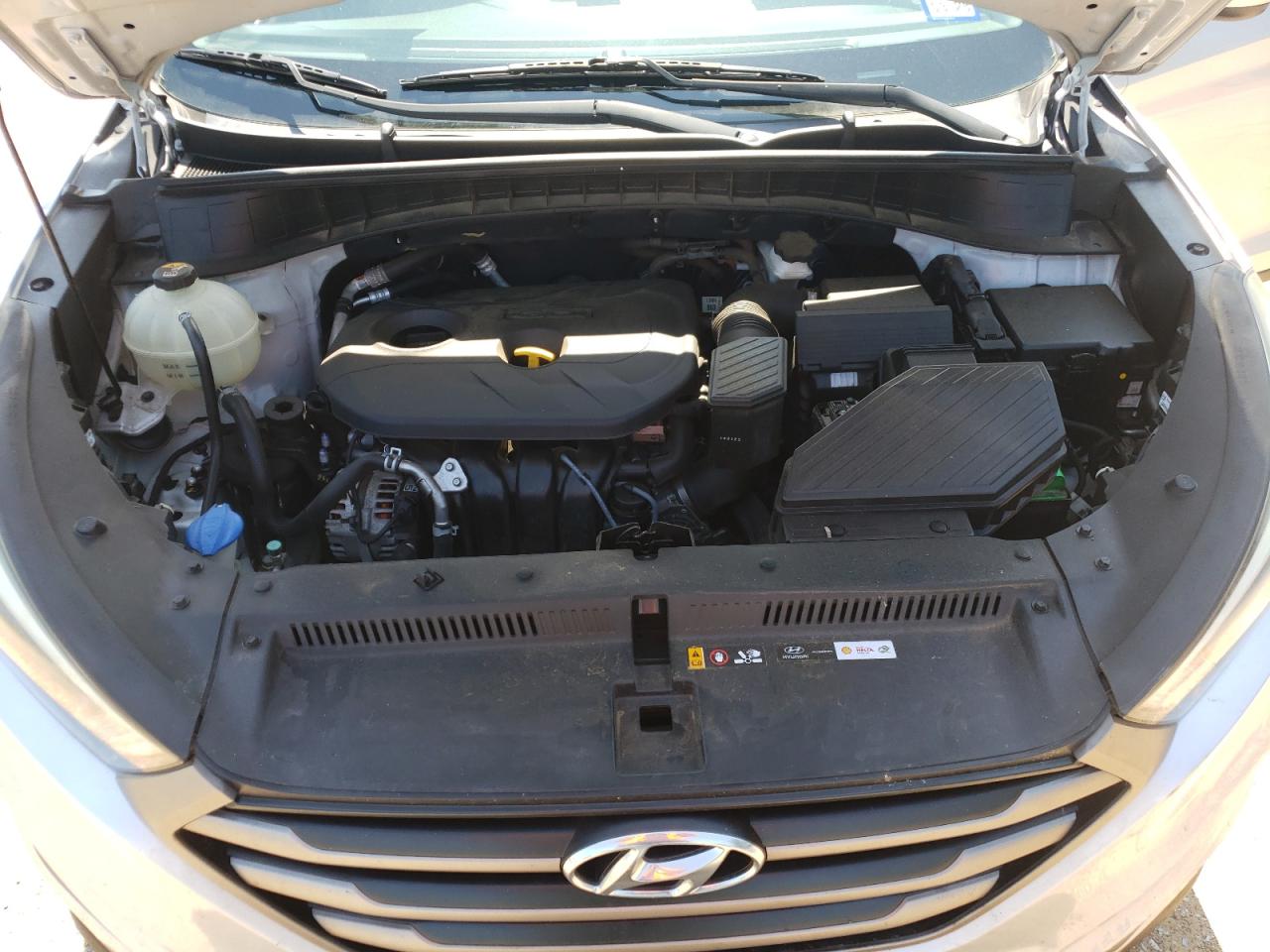 KM8J33A42GU221029 2016 Hyundai Tucson Limited