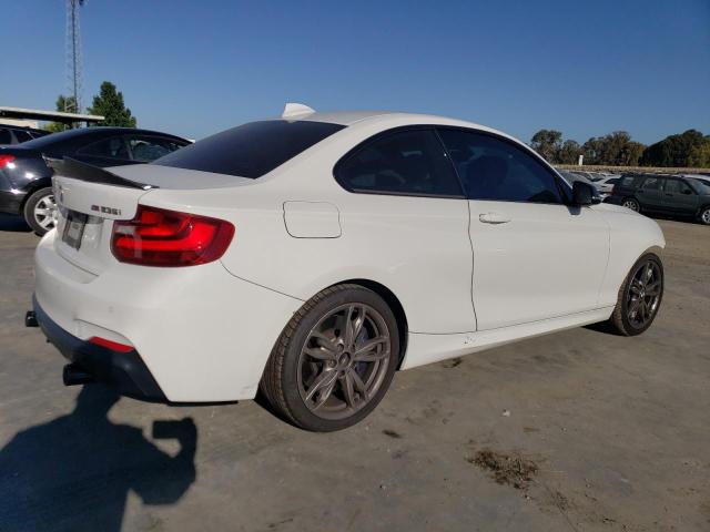 VIN WBA1J7C50GV360865 2016 BMW 2 Series, M235I no.3