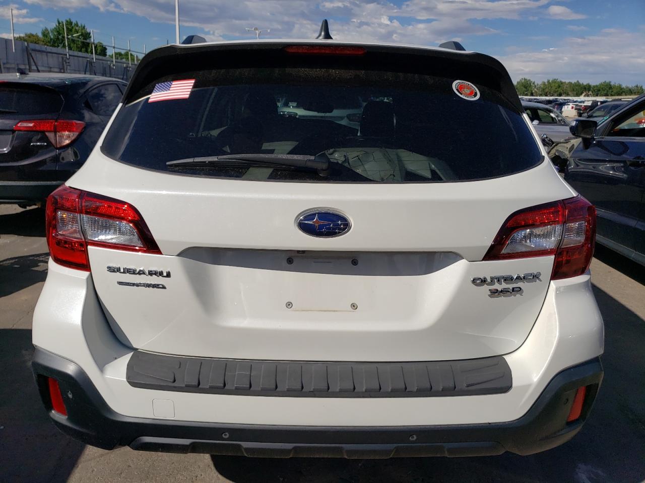 2019 Subaru Outback Touring vin: 4S4BSETC6K3243704