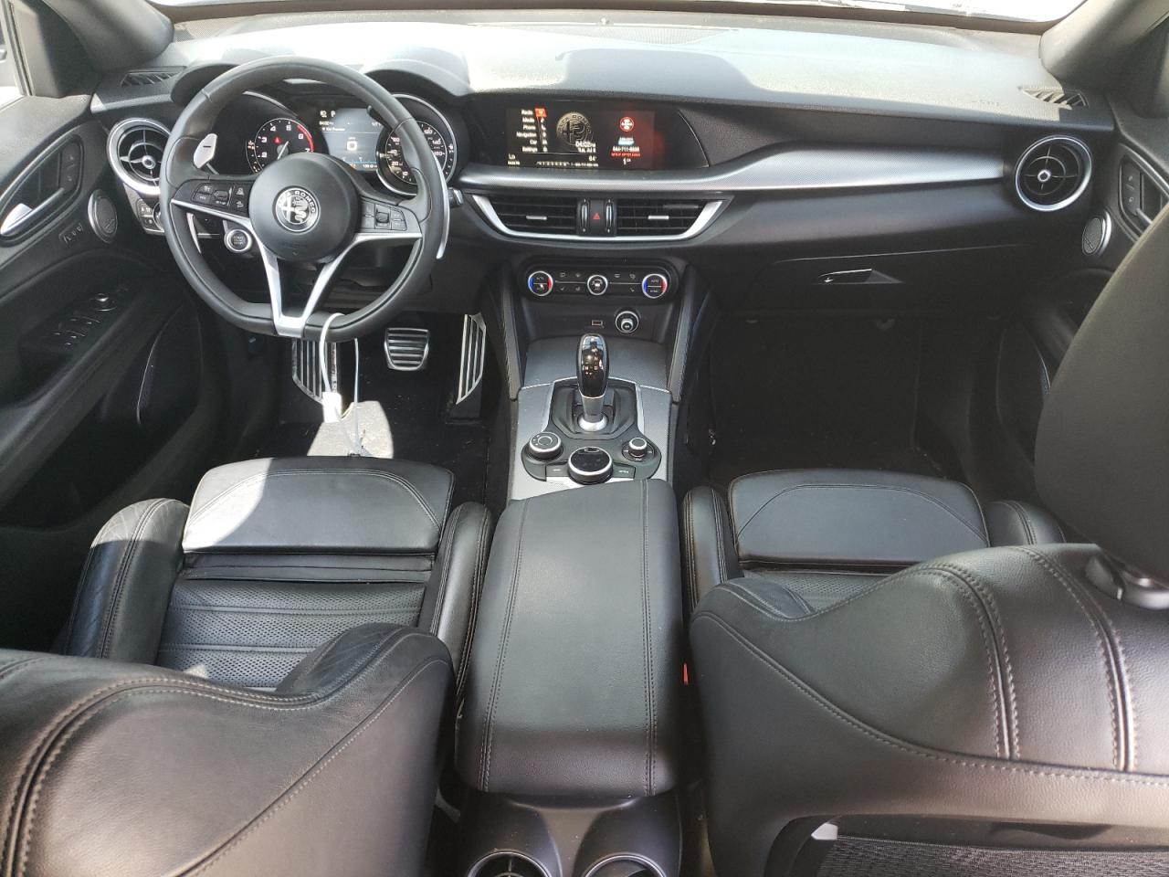 ZASFAKNN9J7B98570 2018 Alfa Romeo Stelvio Ti Sport