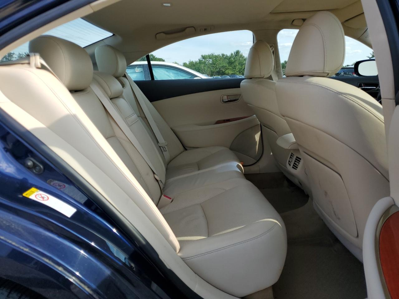 JTHBK1EG0B2419826 2011 Lexus Es 350