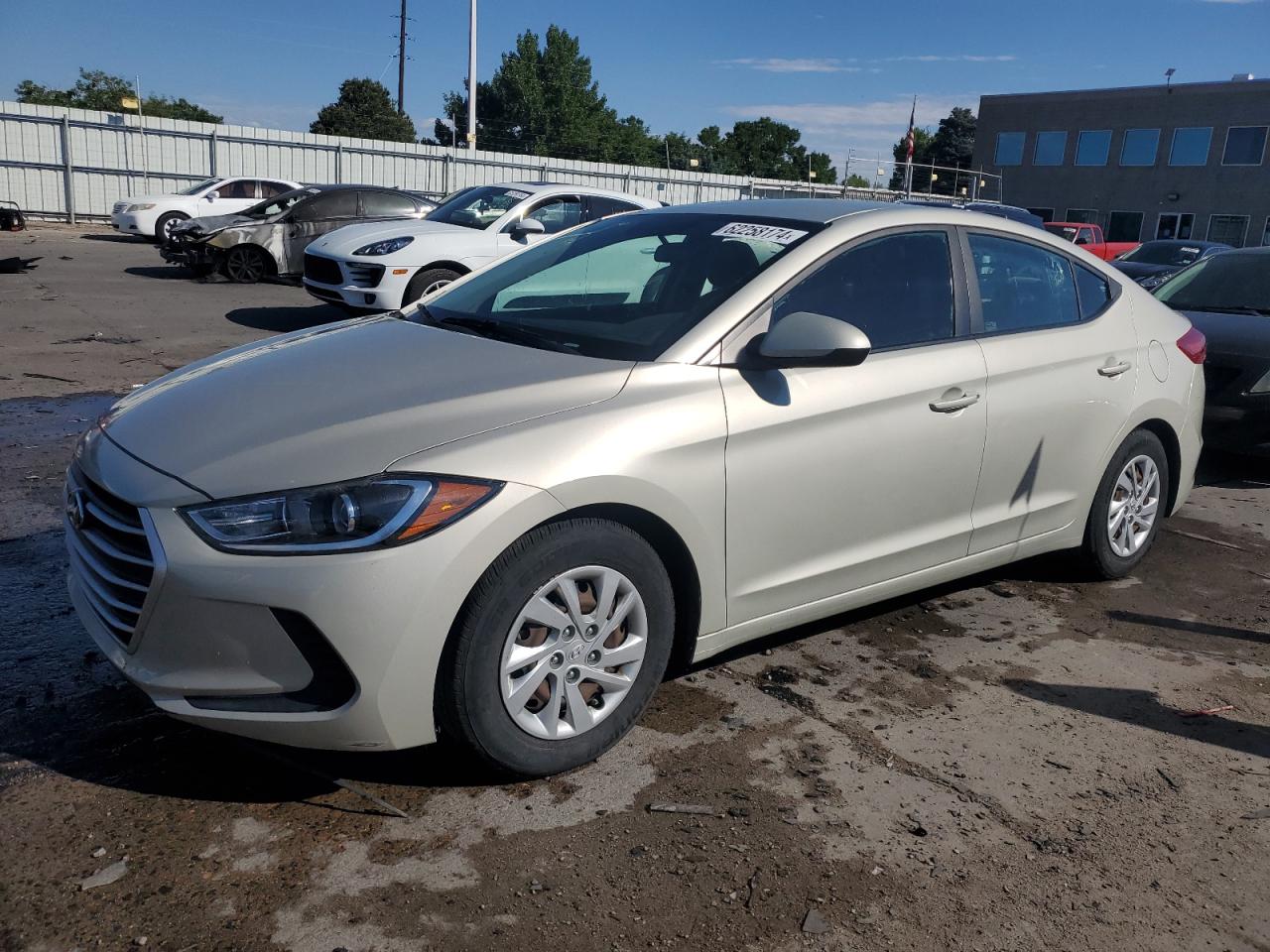 2017 Hyundai Elantra Se vin: 5NPD74LF4HH143181