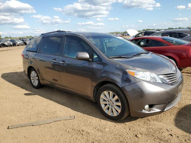 VIN 5TDDK3DC0FS109758 2015 Toyota Sienna, Xle no.4