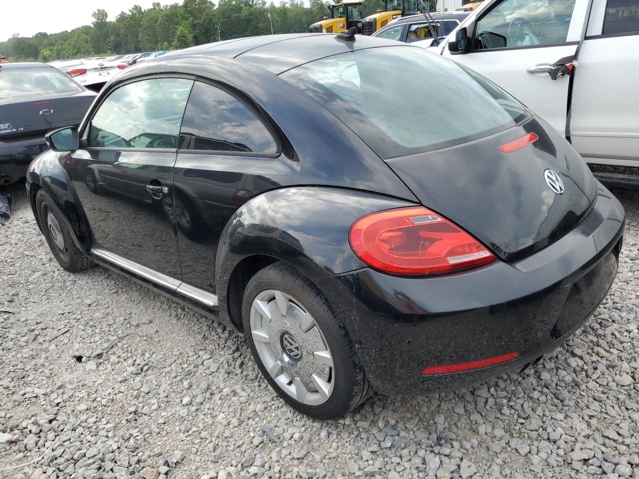 2013 Volkswagen Beetle vin: 3VWJX7ATXDM602065