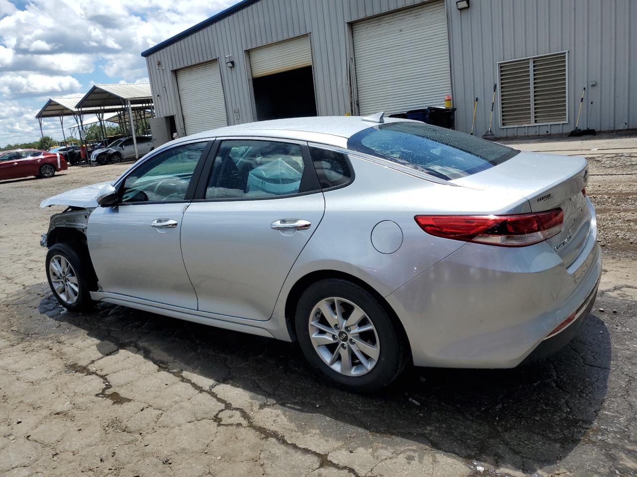 2018 Kia Optima Lx vin: 5XXGT4L3XJG190733