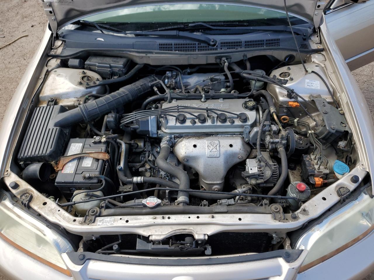 JHMCG56661C017112 2001 Honda Accord Ex