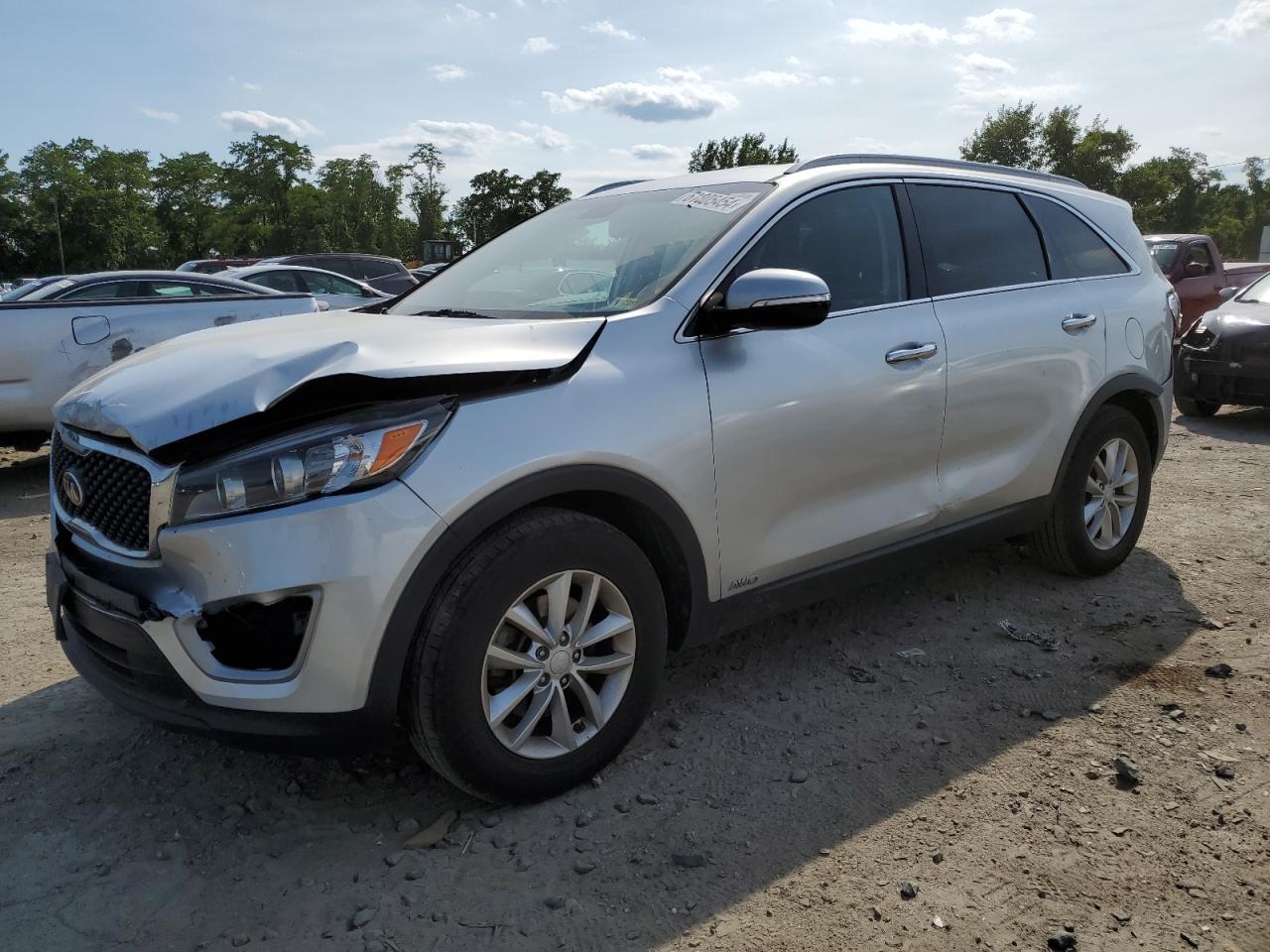 2018 Kia Sorento Lx vin: 5XYPGDA32JG381937