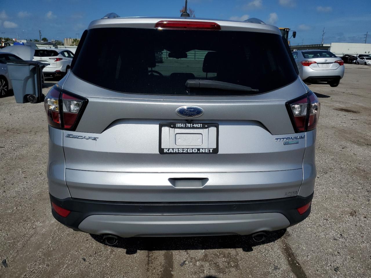 2017 Ford Escape Titanium vin: 1FMCU0JD0HUC07331