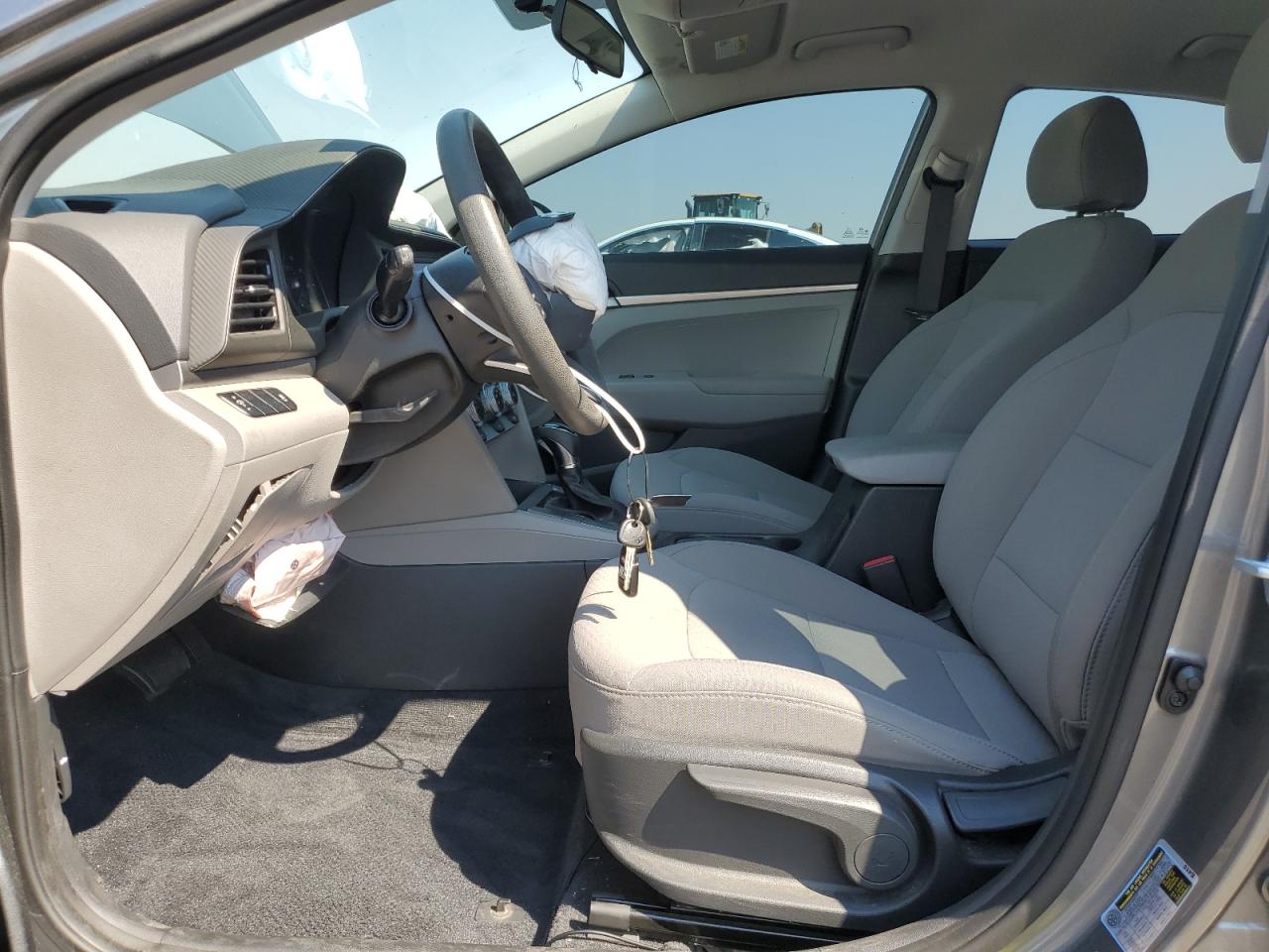 5NPD74LF6KH455039 2019 Hyundai Elantra Se