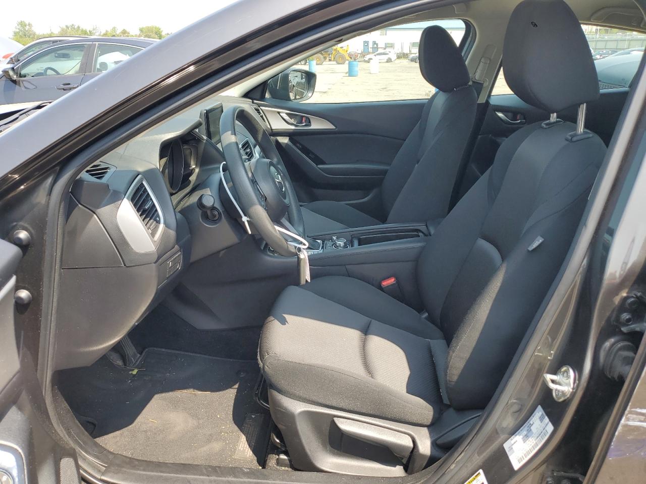 3MZBN1K72JM207625 2018 Mazda 3 Sport