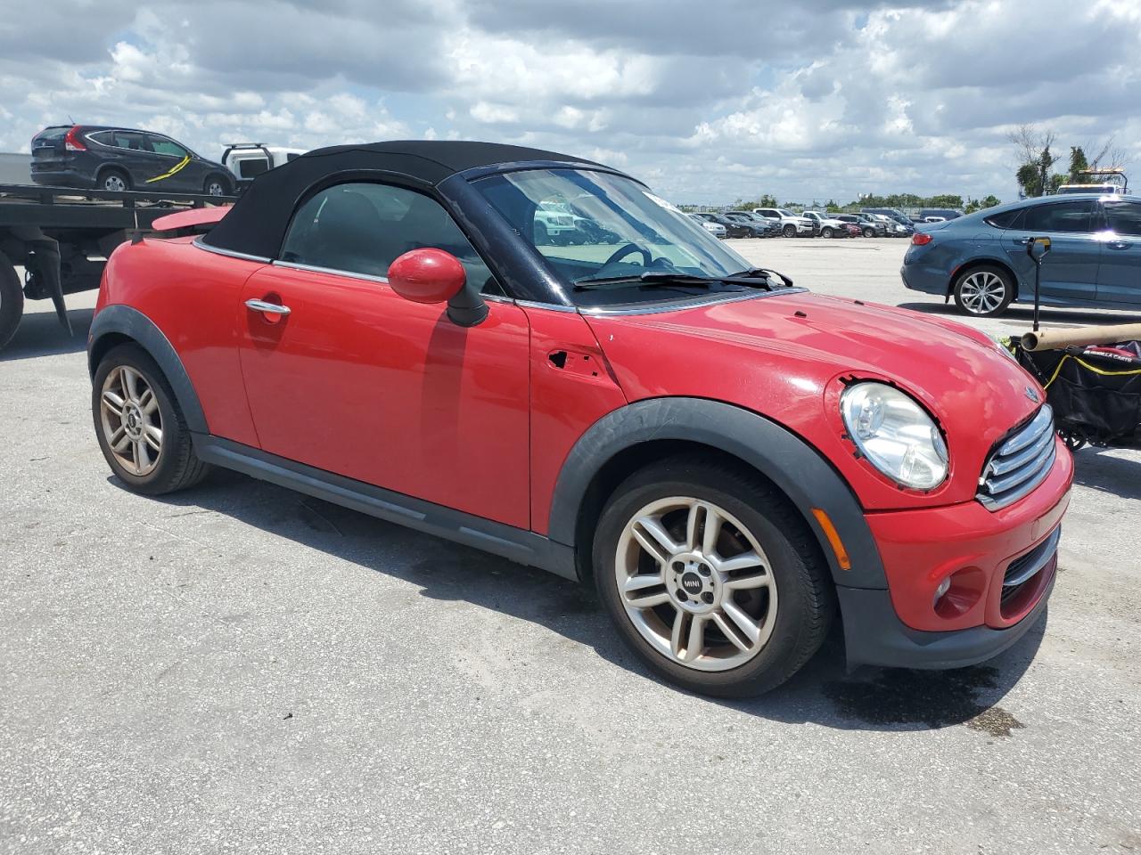 2013 Mini Cooper Roadster vin: WMWSY1C57DT429426