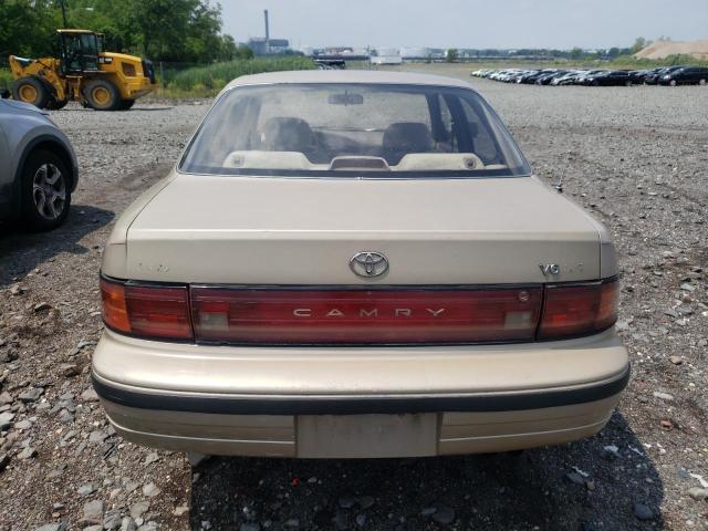 1994 Toyota Camry Le VIN: JT2GK12E9R0046827 Lot: 62148404