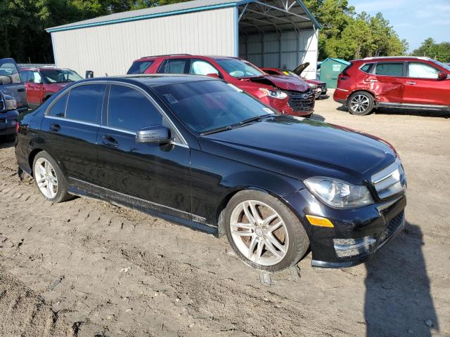 VIN WDDGF8AB4DR247069 2013 Mercedes-Benz C-Class, 3... no.4