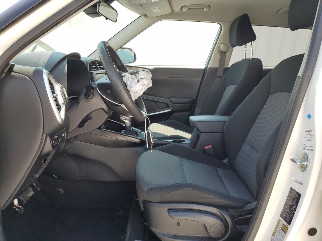 KNDJ23AU2N7165838 2022 Kia Soul Lx