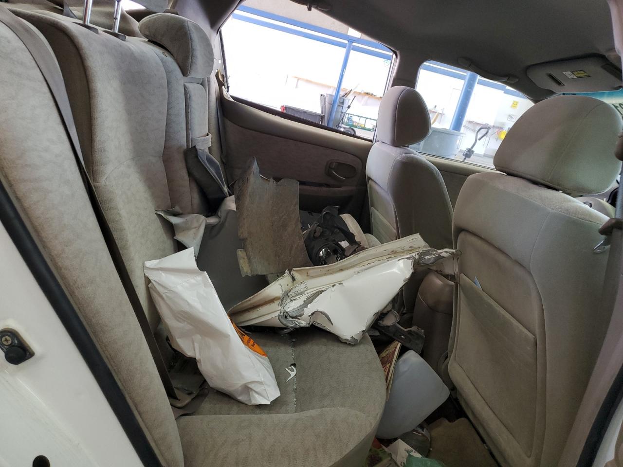 KNAGD128565438100 2006 Kia Optima Lx