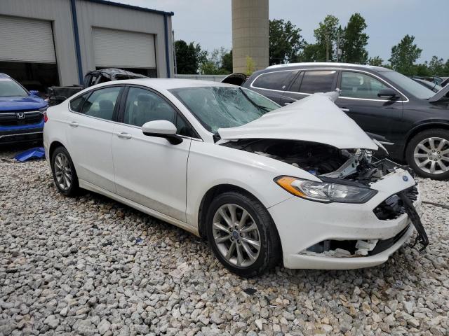 VIN 3FA6P0H76HR386934 2017 Ford Fusion, SE no.4