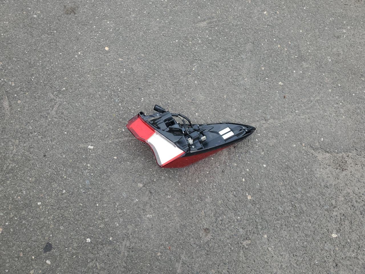 JTNKHMBX5N1135667 2022 Toyota C-Hr Xle