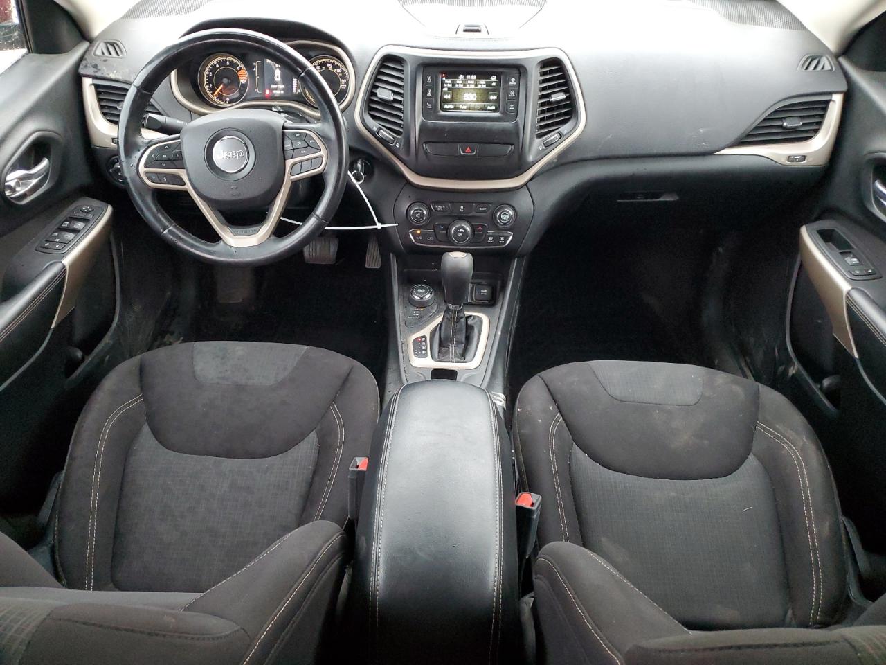 1C4PJMCB6HW657362 2017 Jeep Cherokee Latitude