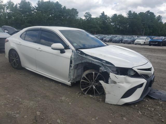 VIN JTNB11HK2J3041601 2018 Toyota Camry, L no.4