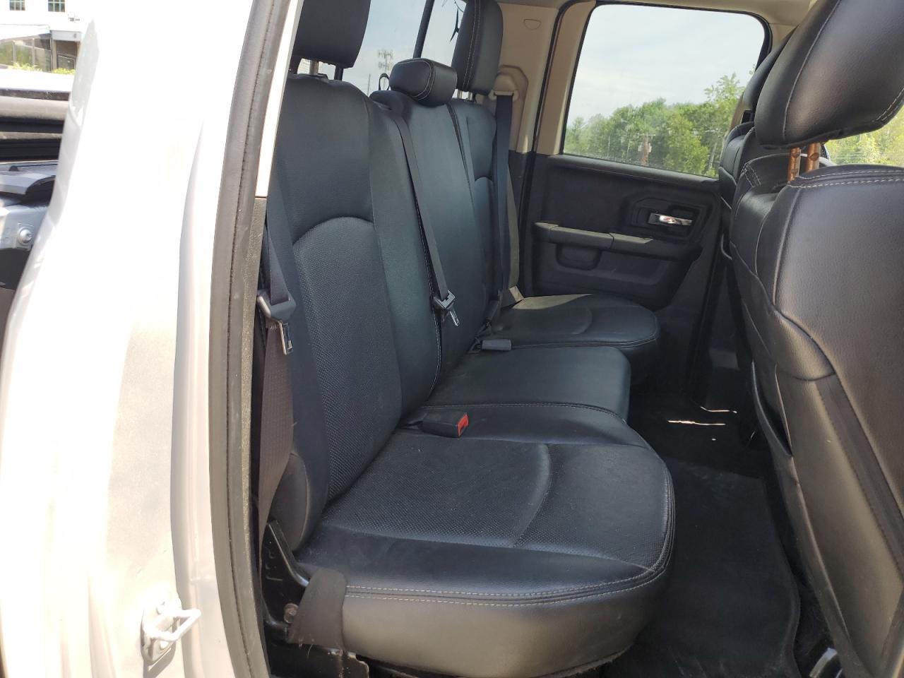 1C6RR7HT1GS127480 2016 Ram 1500 Sport