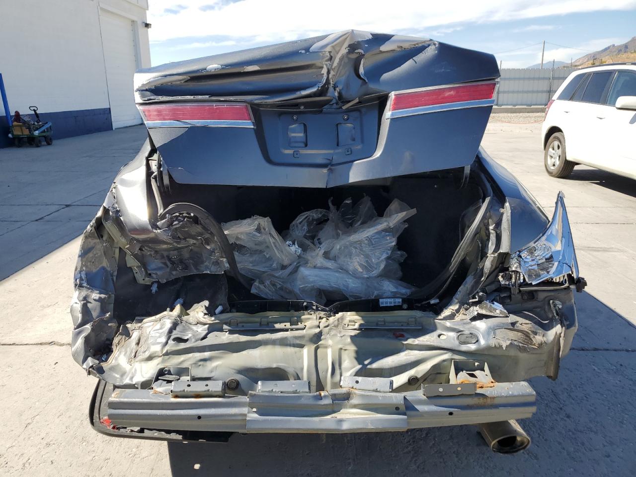 1HGCP2F35BA147869 2011 Honda Accord Lx