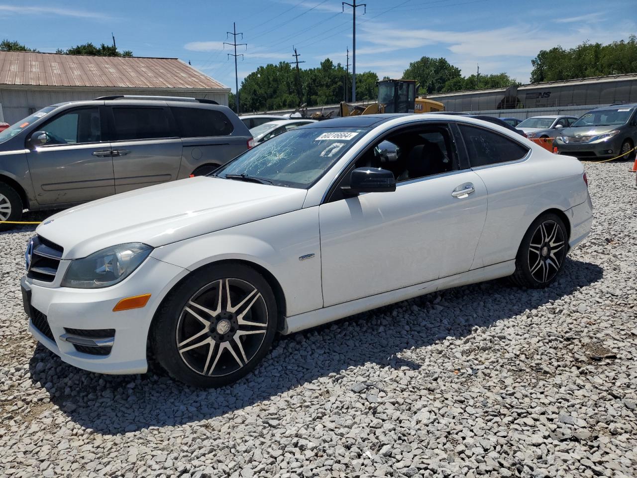 2014 Mercedes-Benz C 250 vin: WDDGJ4HB1EG297423