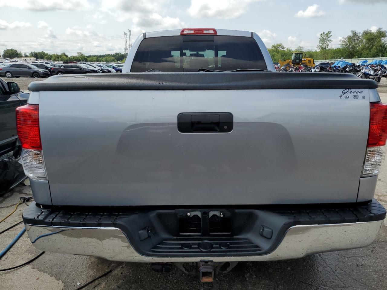 5TFUM5F17BX025247 2011 Toyota Tundra Double Cab Sr5