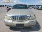 LINCOLN TOWN CAR S photo