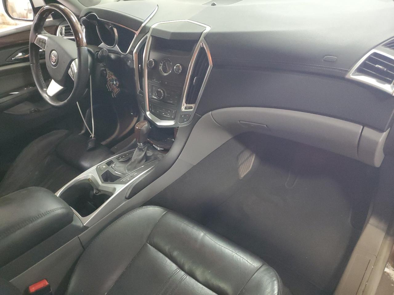 3GYFNAEY6BS545724 2011 Cadillac Srx Luxury Collection