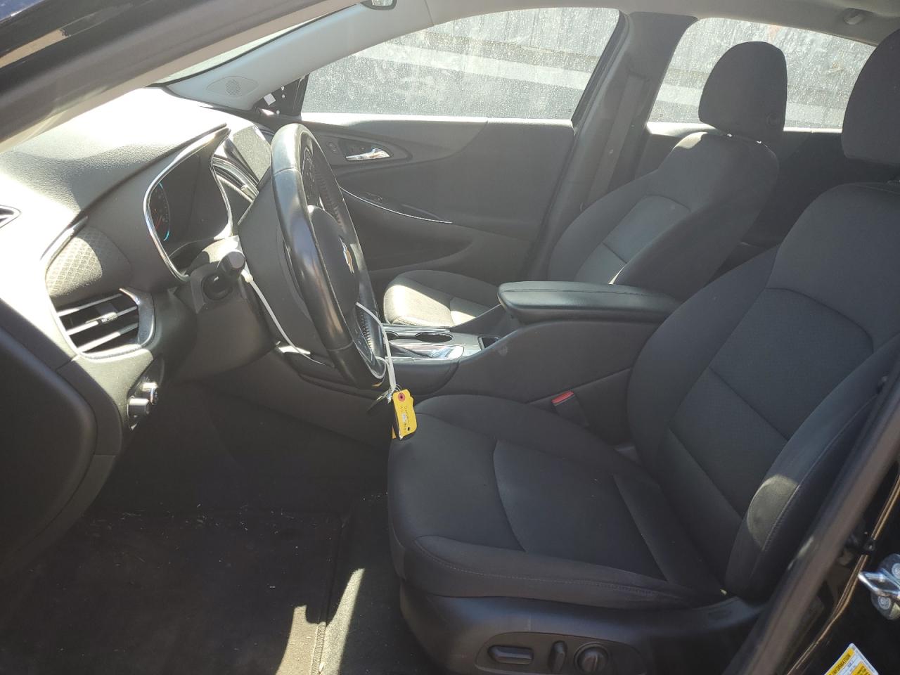 1G1ZE5STXHF292707 2017 Chevrolet Malibu Lt