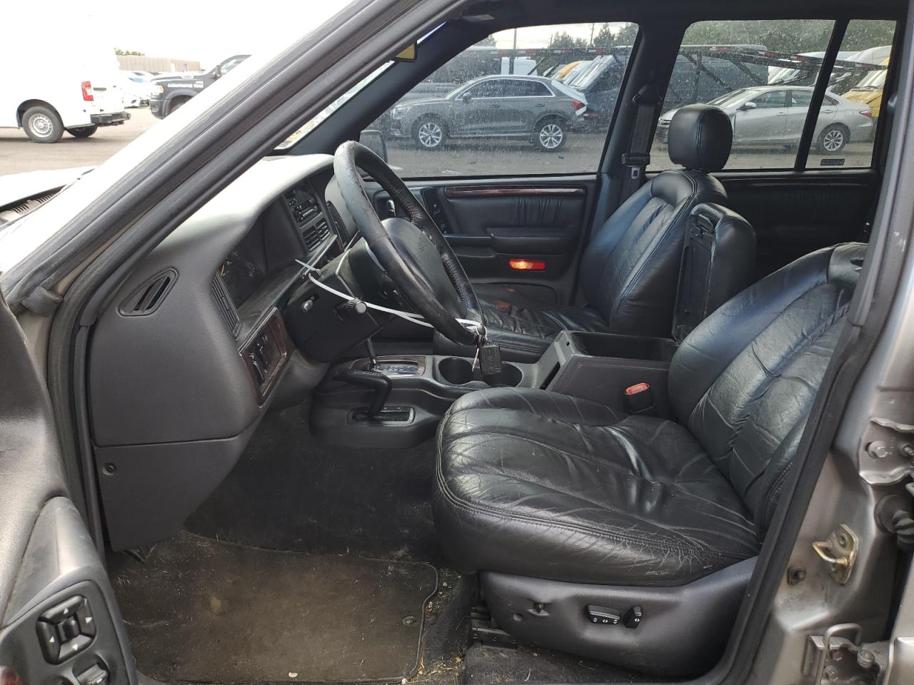 1J4GZ88Z9WC241479 1998 Jeep Grand Cherokee Limited 5.9L