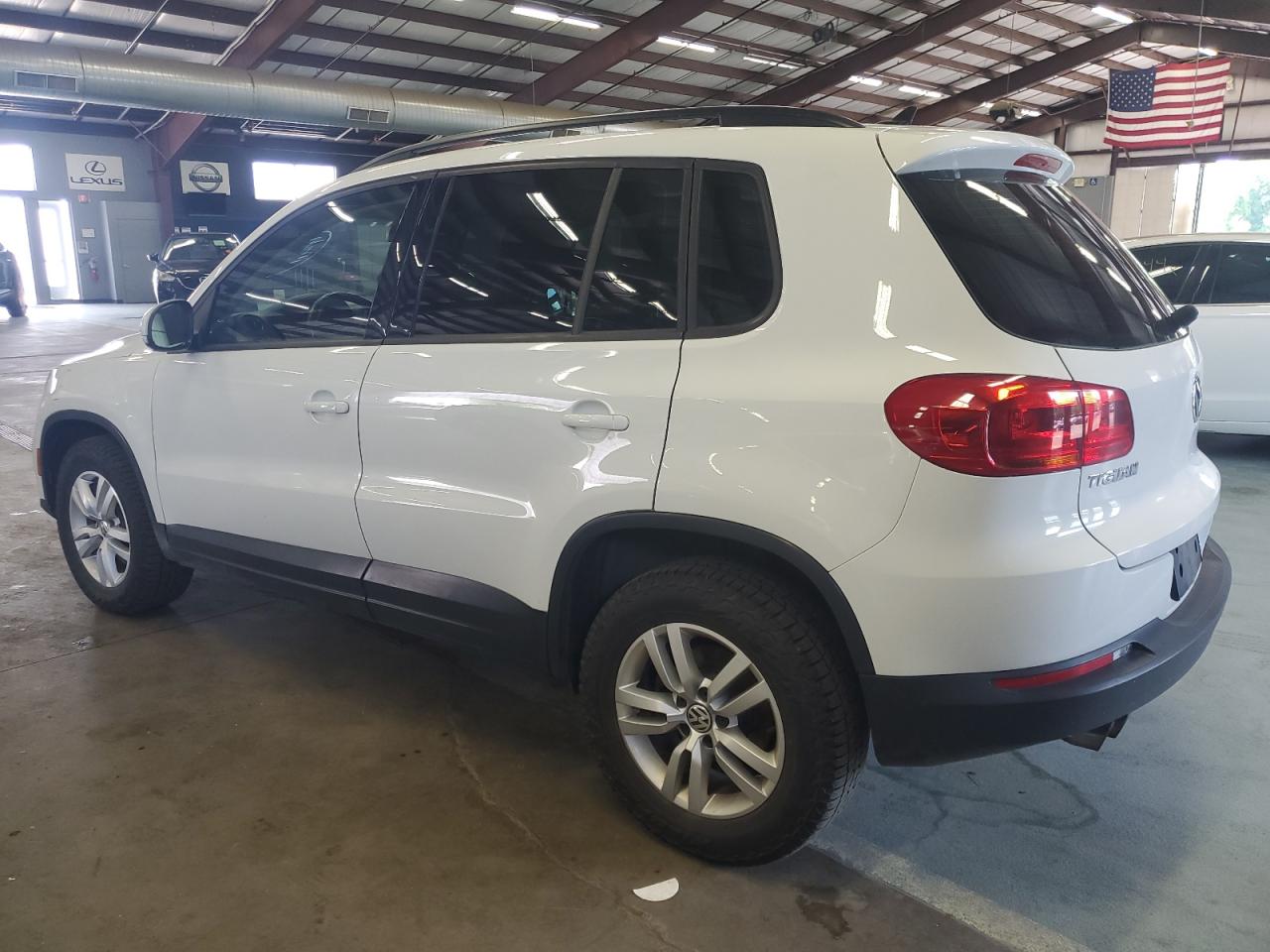 2017 Volkswagen Tiguan S vin: WVGBV7AX1HK005931