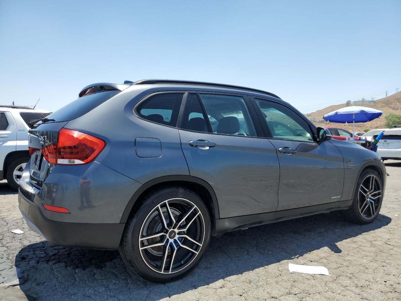 2015 BMW X1 xDrive28I vin: WBAVL1C57FVY39467