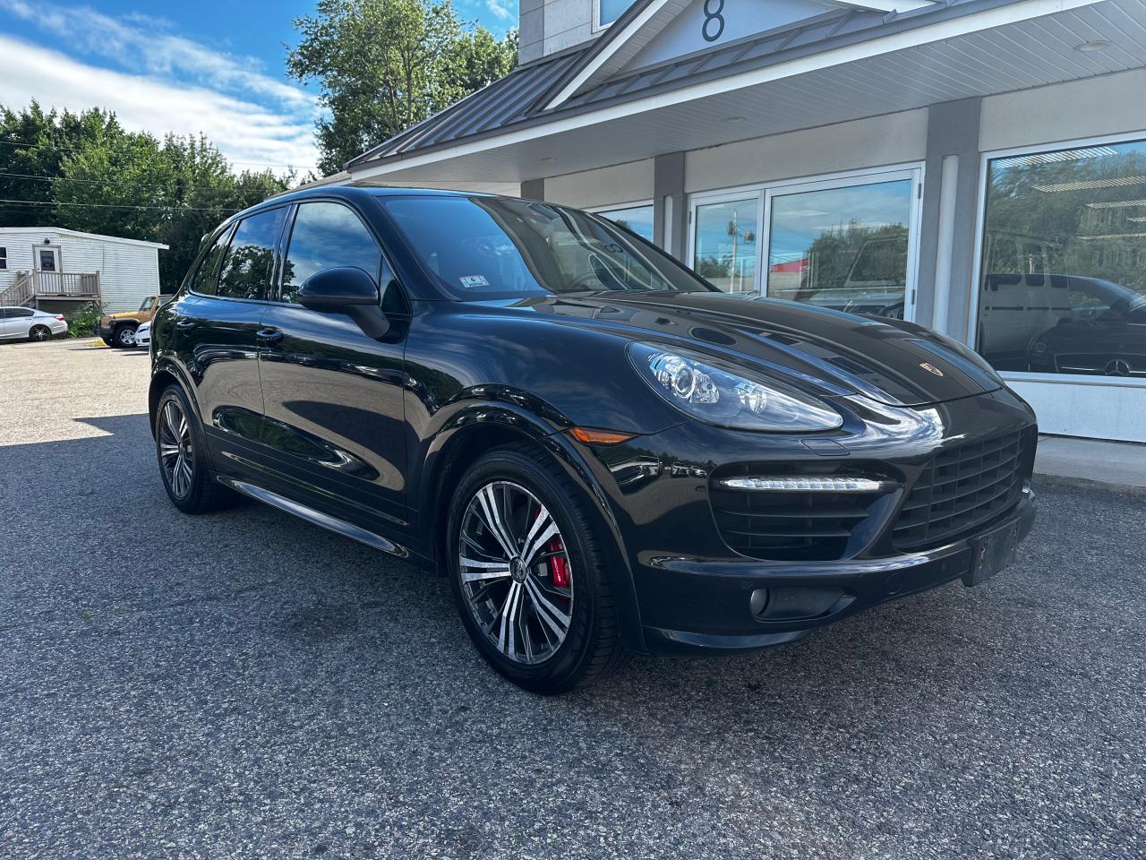 2014 Porsche Cayenne Gts vin: WP1AD2A21ELA77078