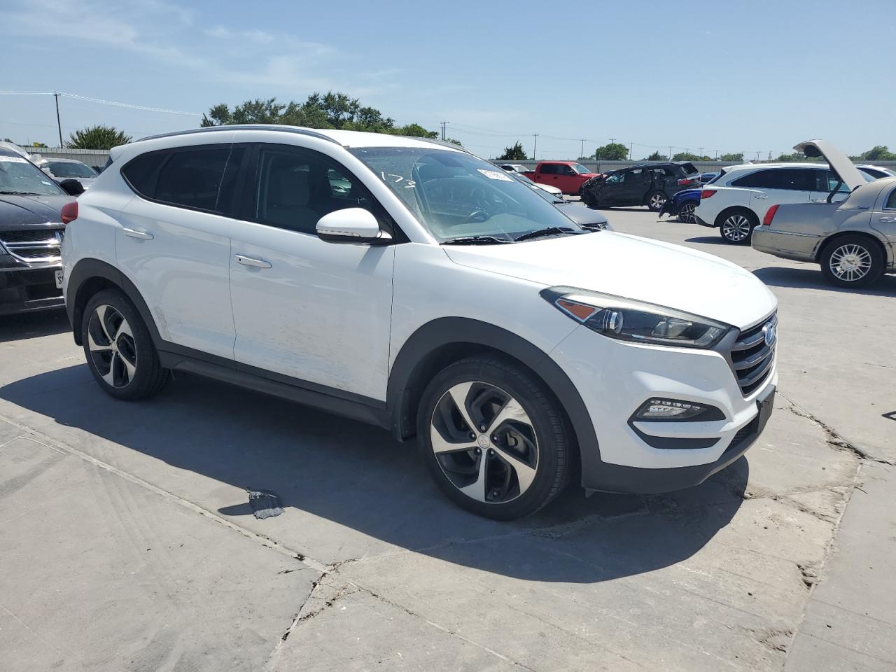 2016 Hyundai Tucson Limited vin: KM8J33A23GU214377