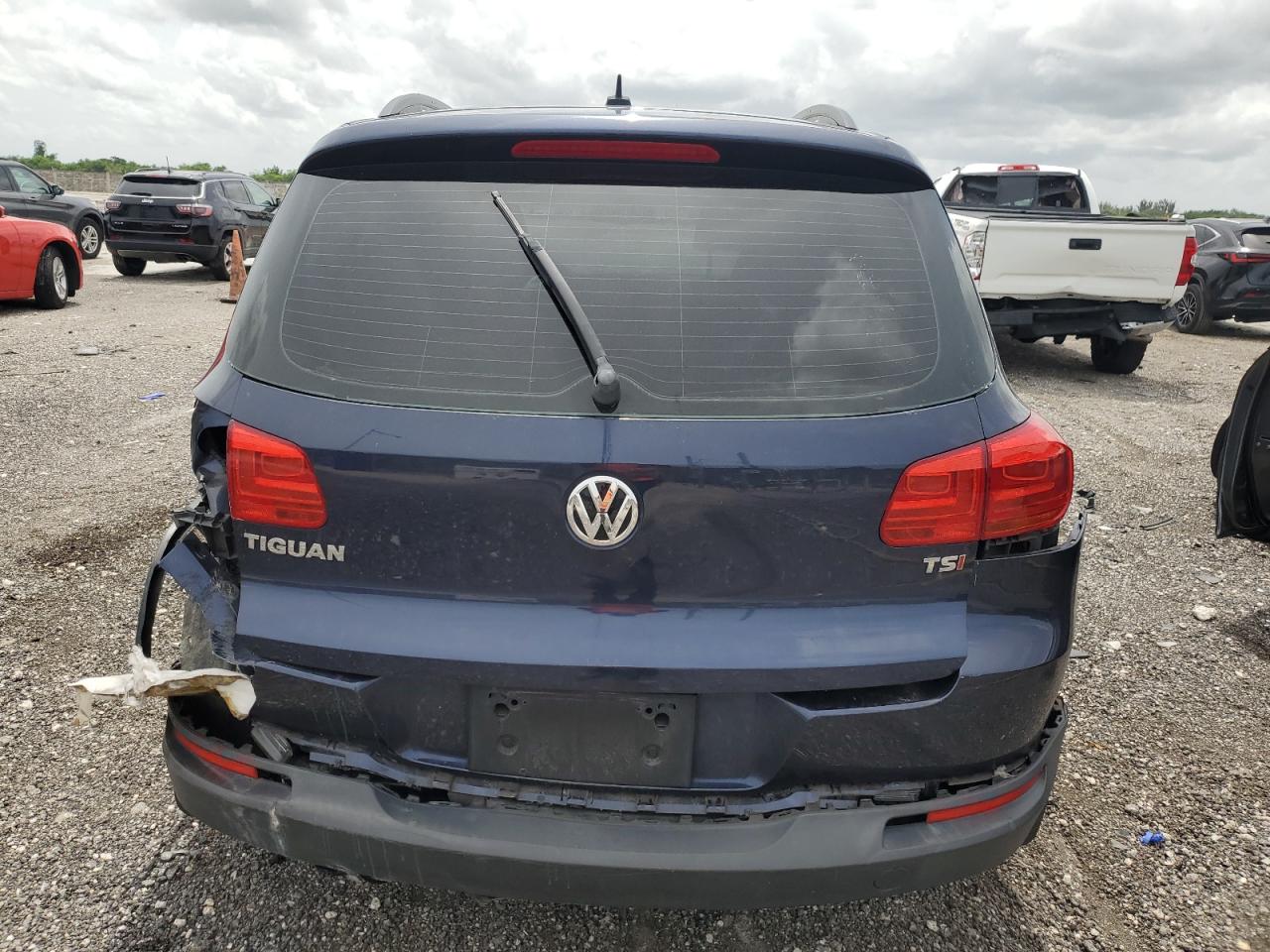 WVGAV7AX5GW553997 2016 Volkswagen Tiguan S