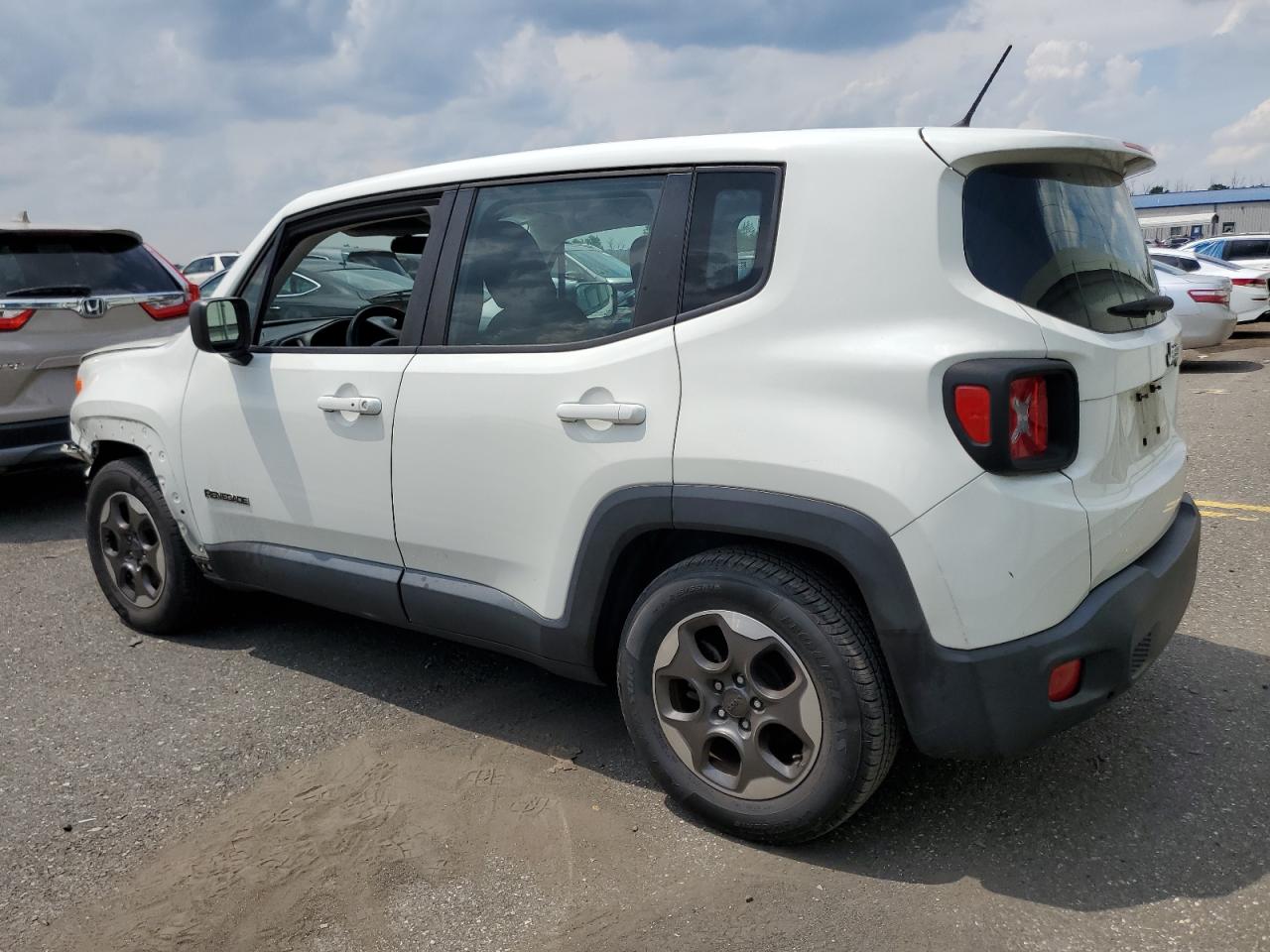 2016 Jeep Renegade Sport vin: ZACCJAAT0GPD36602