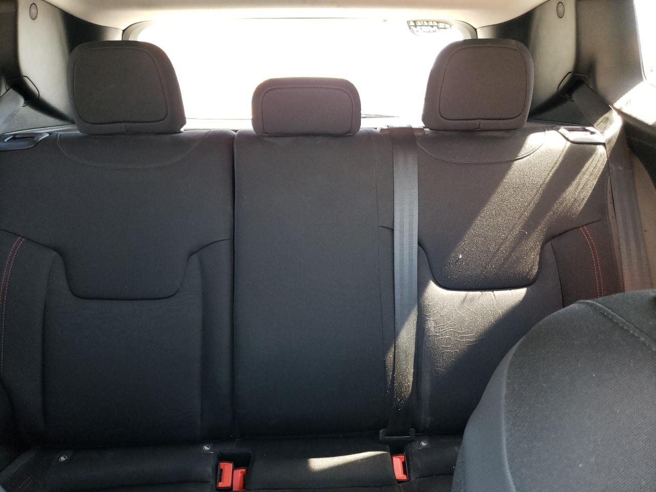 ZACNJBC18KPK70753 2019 Jeep Renegade Trailhawk