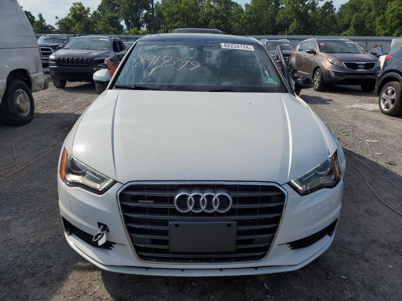 2016 Audi A3 Premium vin: WAUB8GFF2G1040443