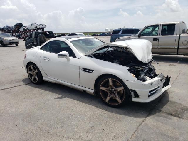 2016 MERCEDES-BENZ SLK 300 WDDPK3JA1GF115625