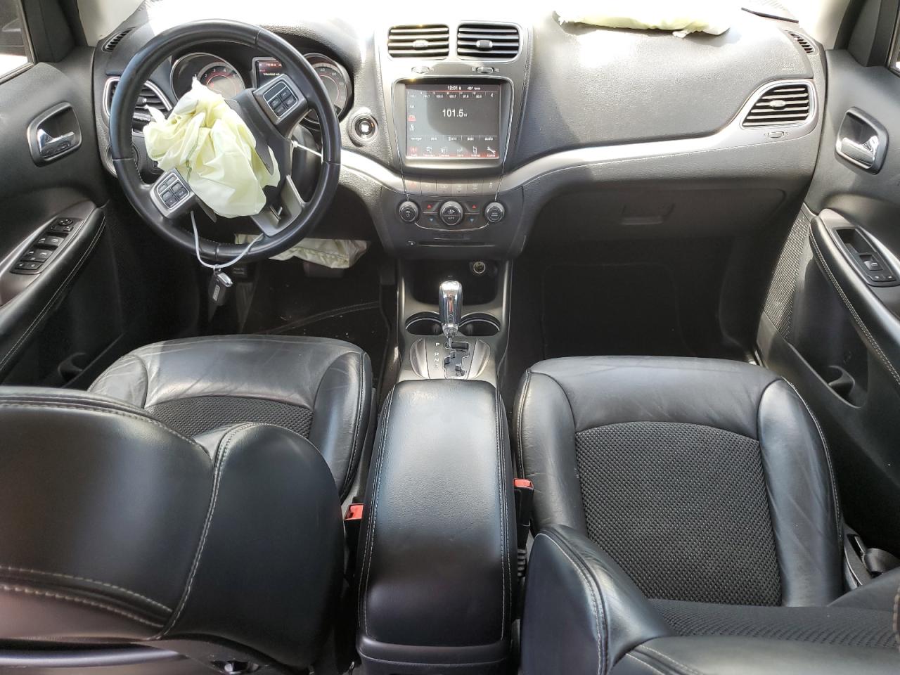 3C4PDCGB9LT201110 2020 Dodge Journey Crossroad