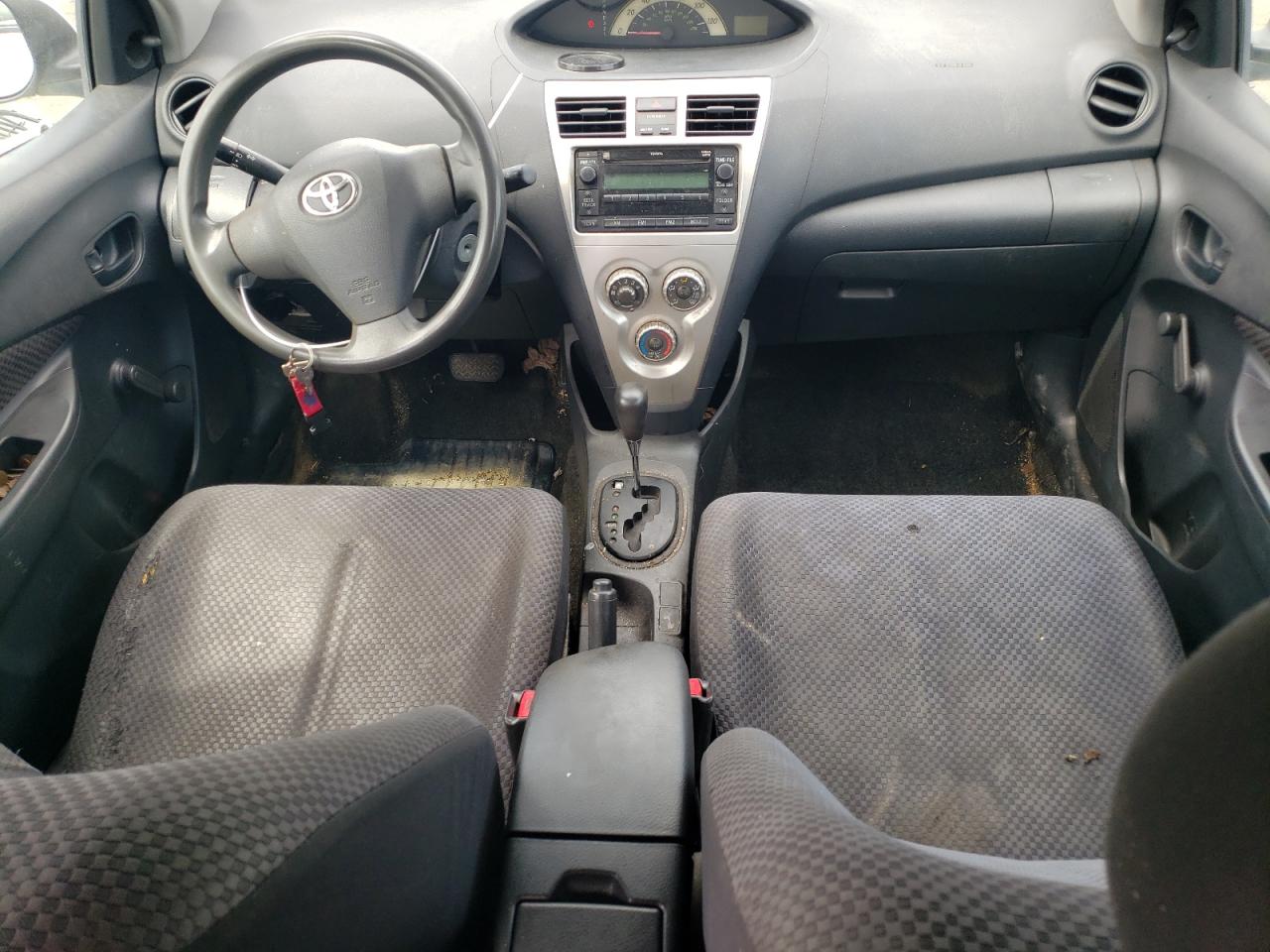 JTDBT923671114049 2007 Toyota Yaris