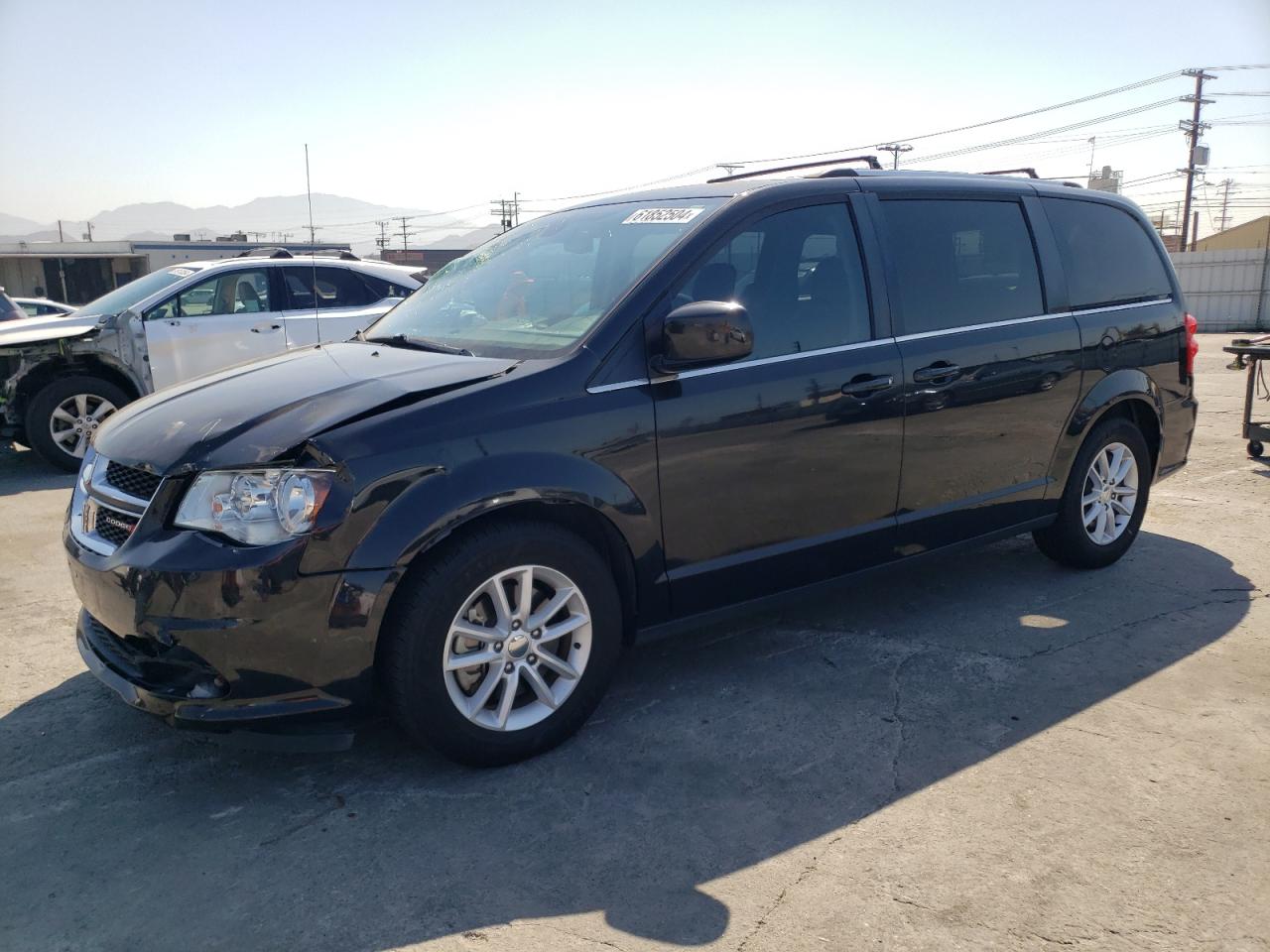 2C4RDGCGXJR328403 2018 Dodge Grand Caravan Sxt