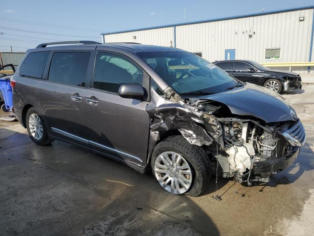 VIN 5TDYK3DC0FS675887 2015 Toyota Sienna, Xle no.4