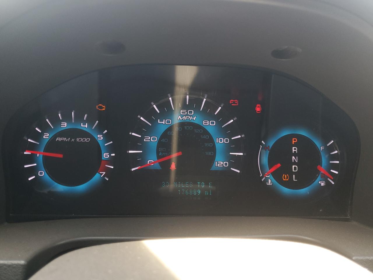 3FAHP0HA9BR135143 2011 Ford Fusion Se