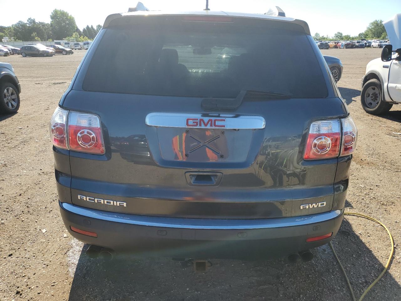 1GKKVPED5BJ288212 2011 GMC Acadia Sle