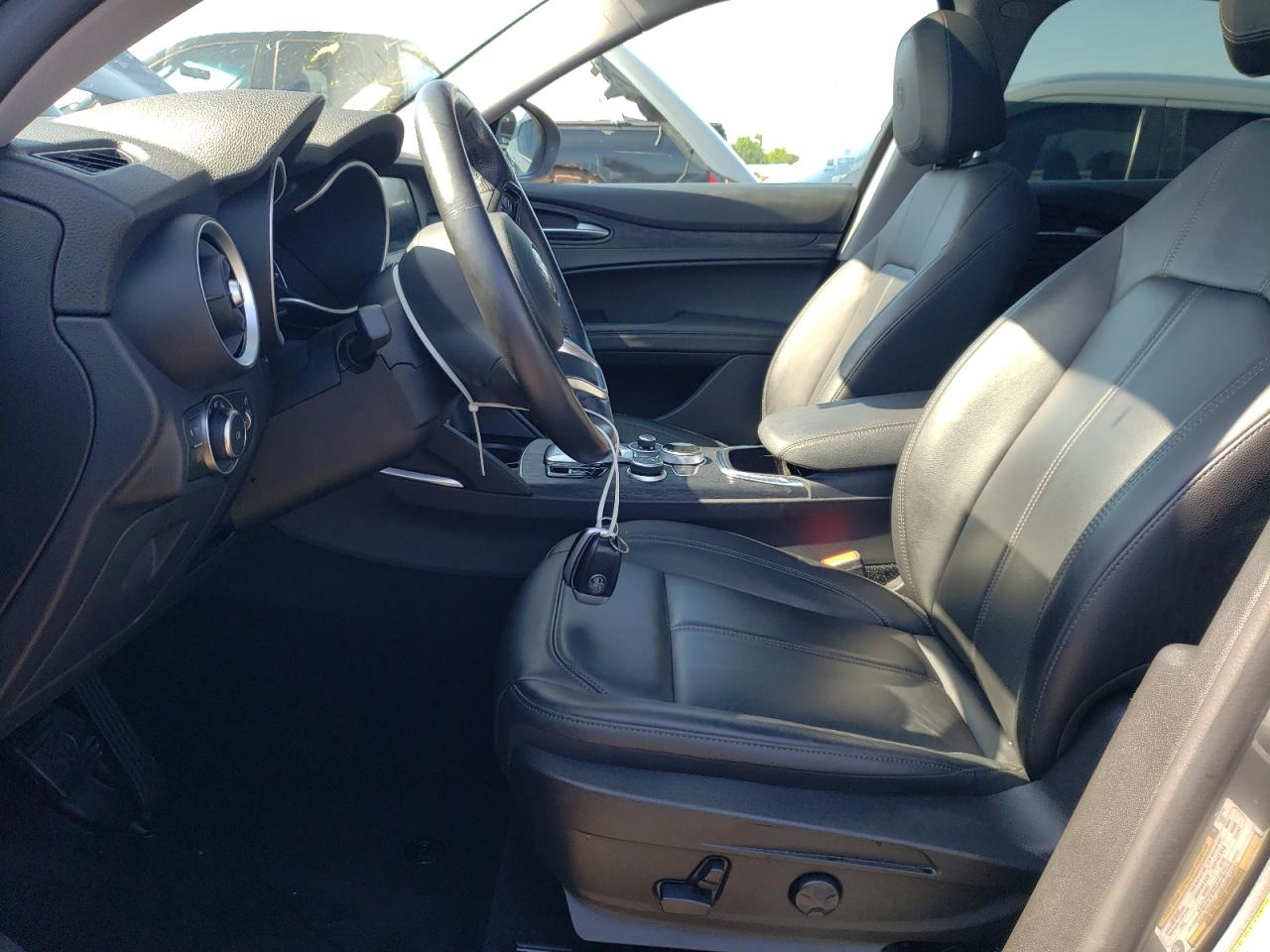 ZASPAKAN8L7C73143 2020 Alfa Romeo Stelvio