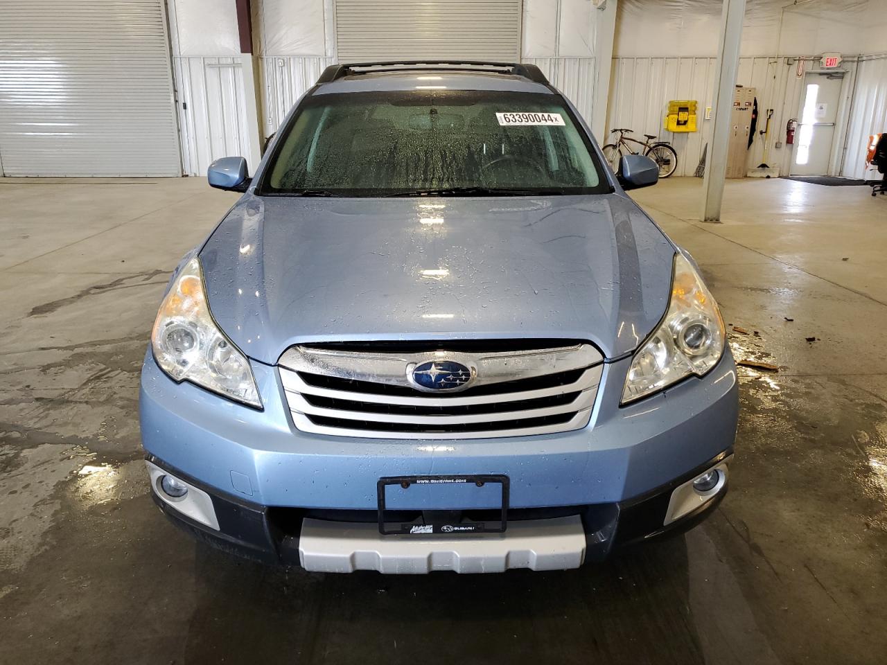 4S4BRCKC5B3361082 2011 Subaru Outback 2.5I Limited